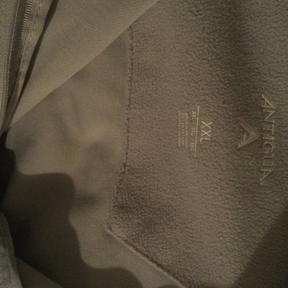 Milwaukee Bucks Track Jacket - Picture 3 of 3